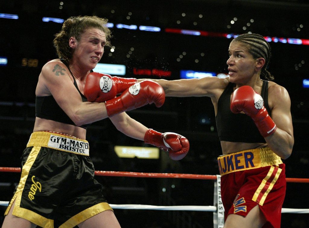 Lucia Rijker at right (Foto Cortesía)