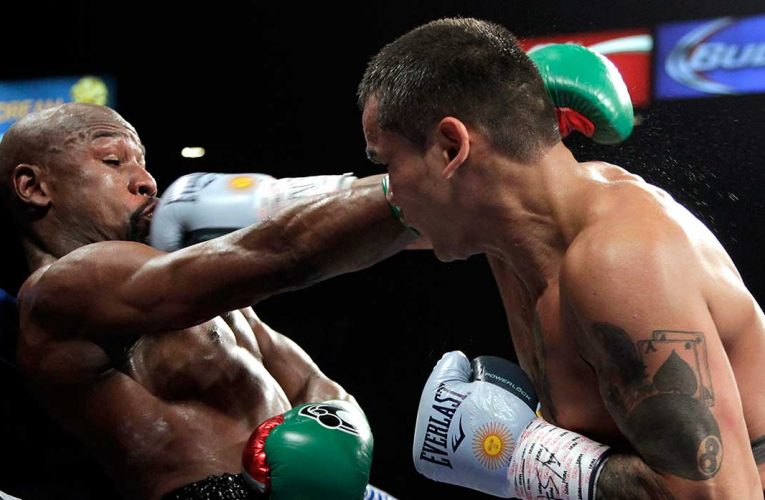 MARCOS MAIDANA SE BURLA DE FLOYD MAYWEATHER DE MANERA ÉPICA