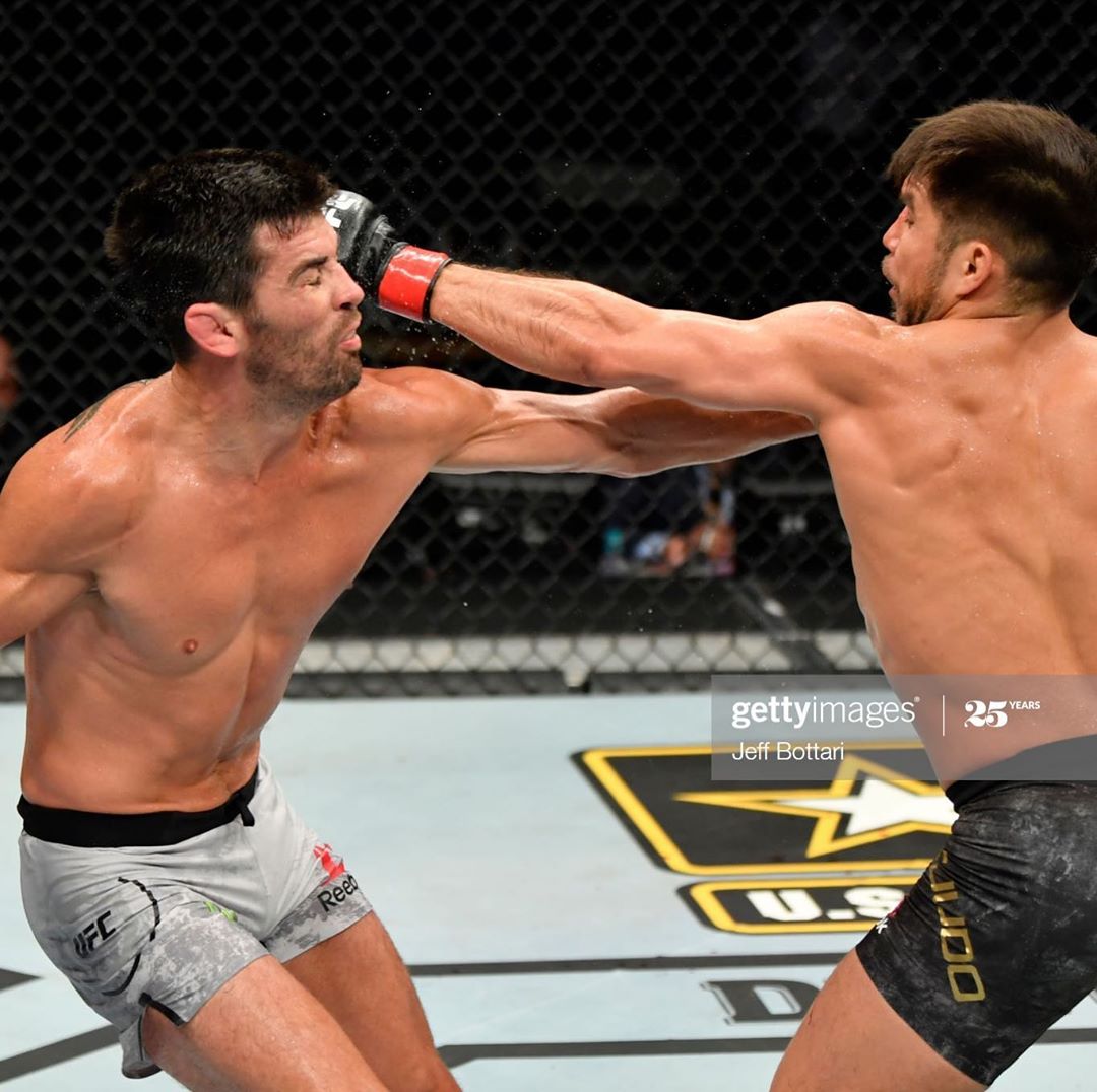 Dominick Cruz & Henry Cejudo (Getty Images)