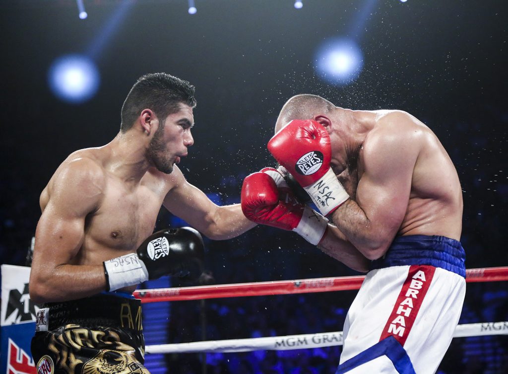 Gilberto Ramírez & Artur Abraham (Mikey Williams Top Rank)