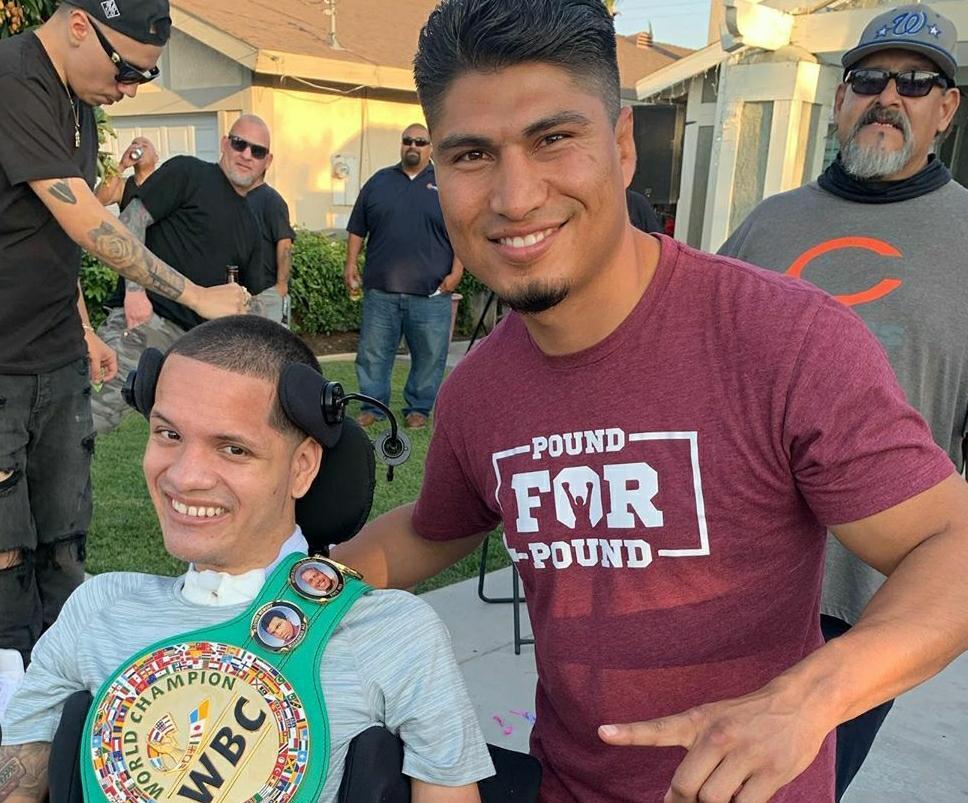 Izaac Colunga & Mikey García (WBC)