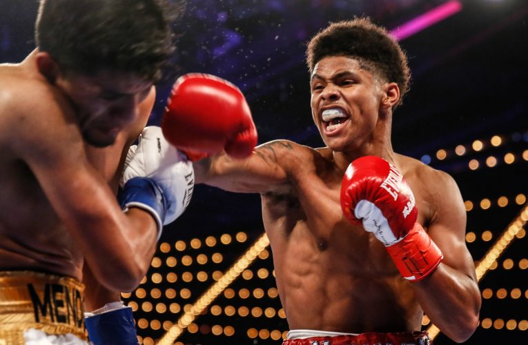 SHAKUR STEVENSON ASEGURA BARRERÁ EL PISO CON LEO SANTA CRUZ