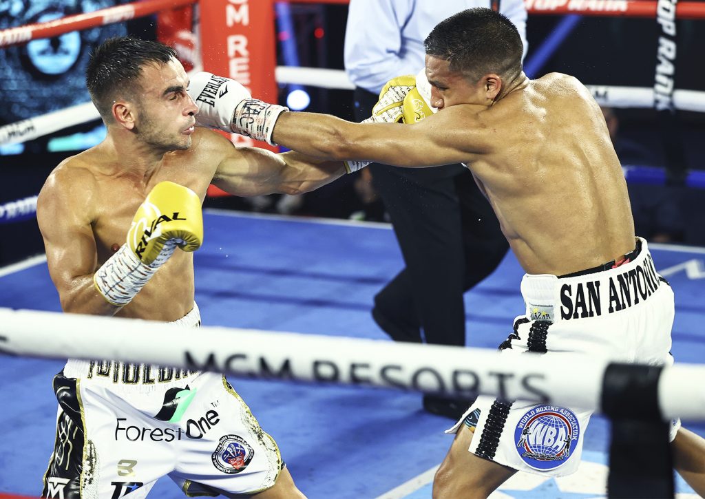 Andrew Moloney & Joshua Franco (Mikey Williams Top Rank)