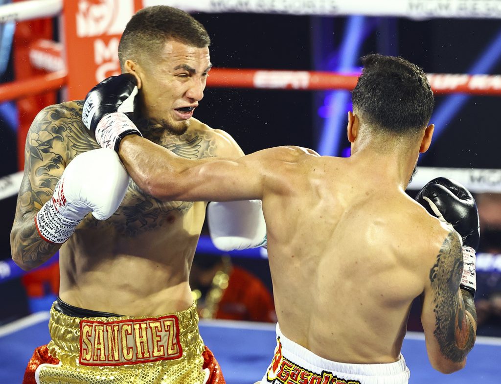 Jason Sánchez & Christopher Díaz (Mikey Williams Top Rank)