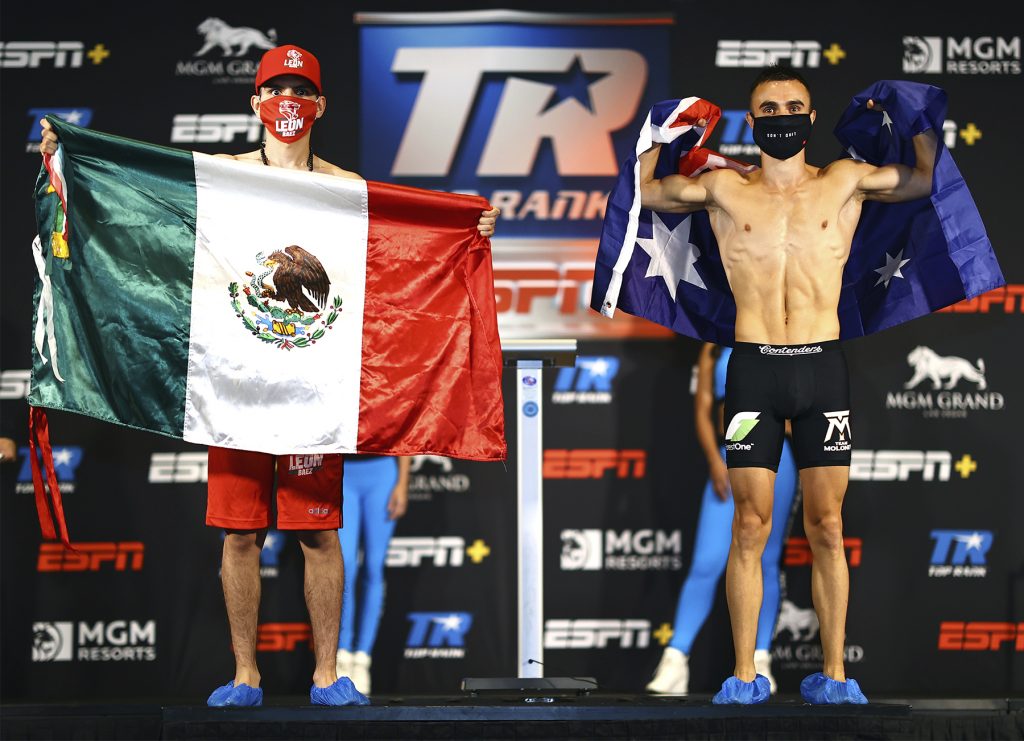 Jason_Moloney_vs_Leonardo_Baez_pose (Mikey Williams Top Rank)