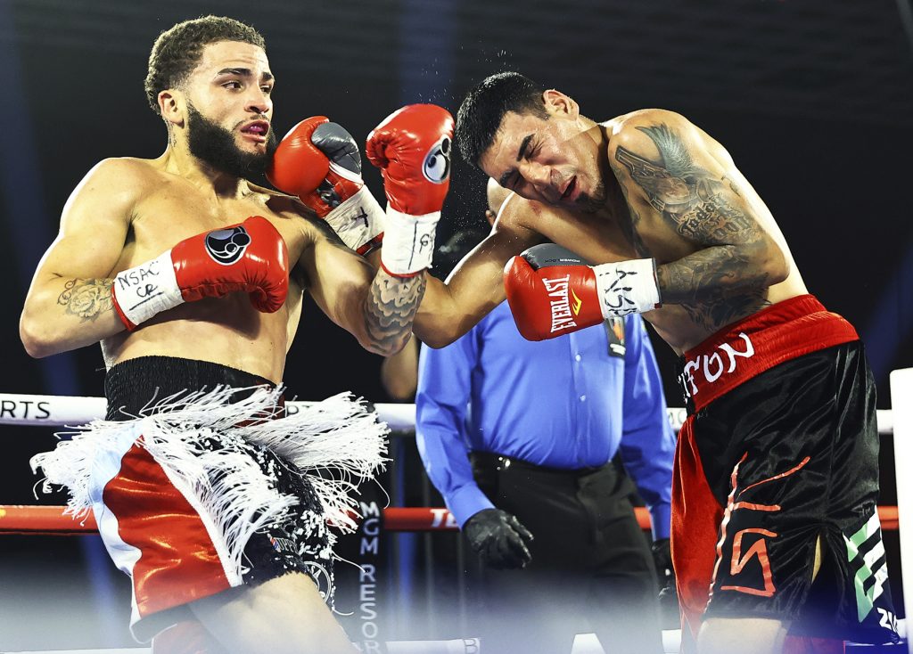 Josue Vargas & Salvador Briceño (Mikey Williams Top Rank)