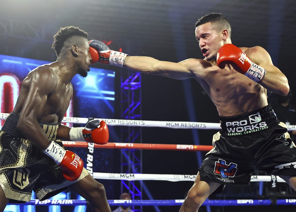 Luis Porozo & Orlando González (Mikey Williams Top Rank)