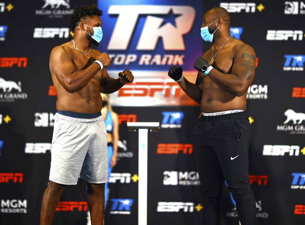 Waldo_Cortes_vs_Kingsley_Ibeh_faceoff (Mikey Williams Top Rank)
