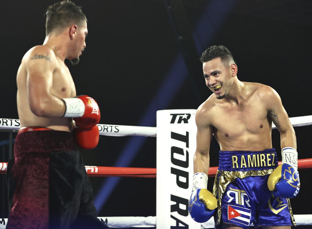 Adan Gonzáles & Robeisy Ramírez (Mikey Williams Top Rank)