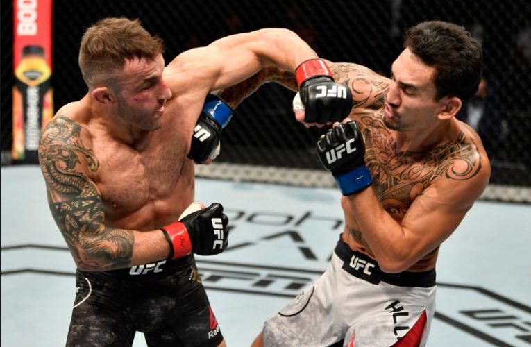 ALEX VOLKANOVSKI VENCE A MAX HOLLOWAY EN FALLO CONTROVERSIAL