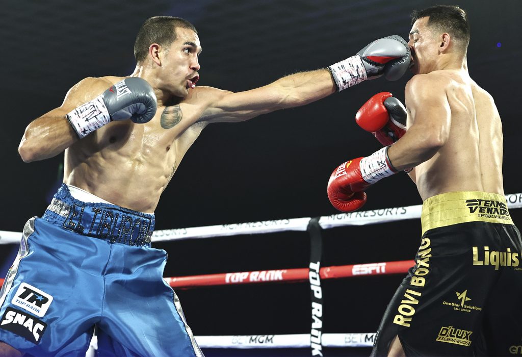 Andy Vences & Luis López (Mikey Williams Top Rank)