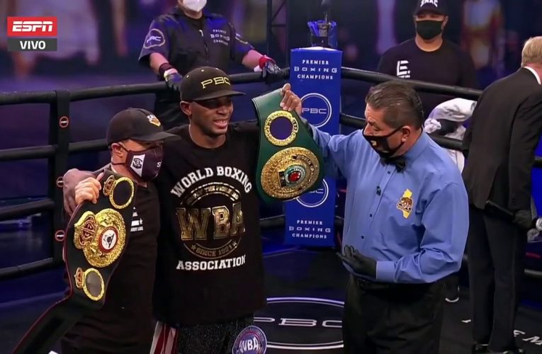ERISLANDY LARA BARRE EL PISO CON GREG VENDETTI