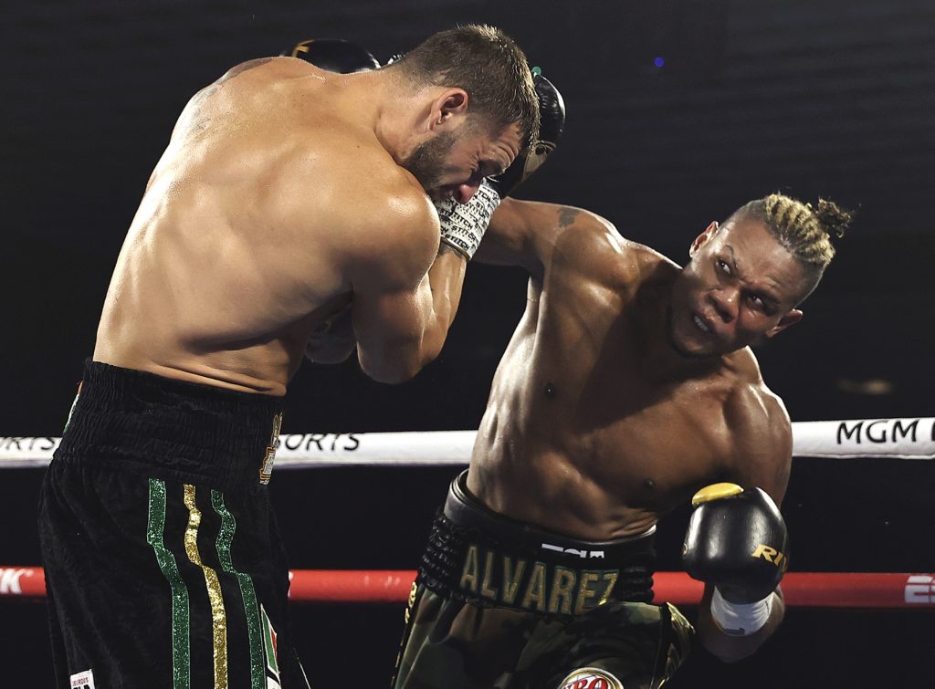 Joe Smith Jr & Eleider Álvarez (Mikey Williams Top Rank)