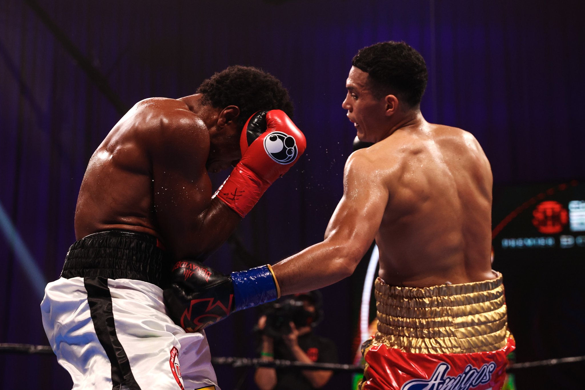 Roamer Angulo & David Benavidez (Showtime Boxing)
