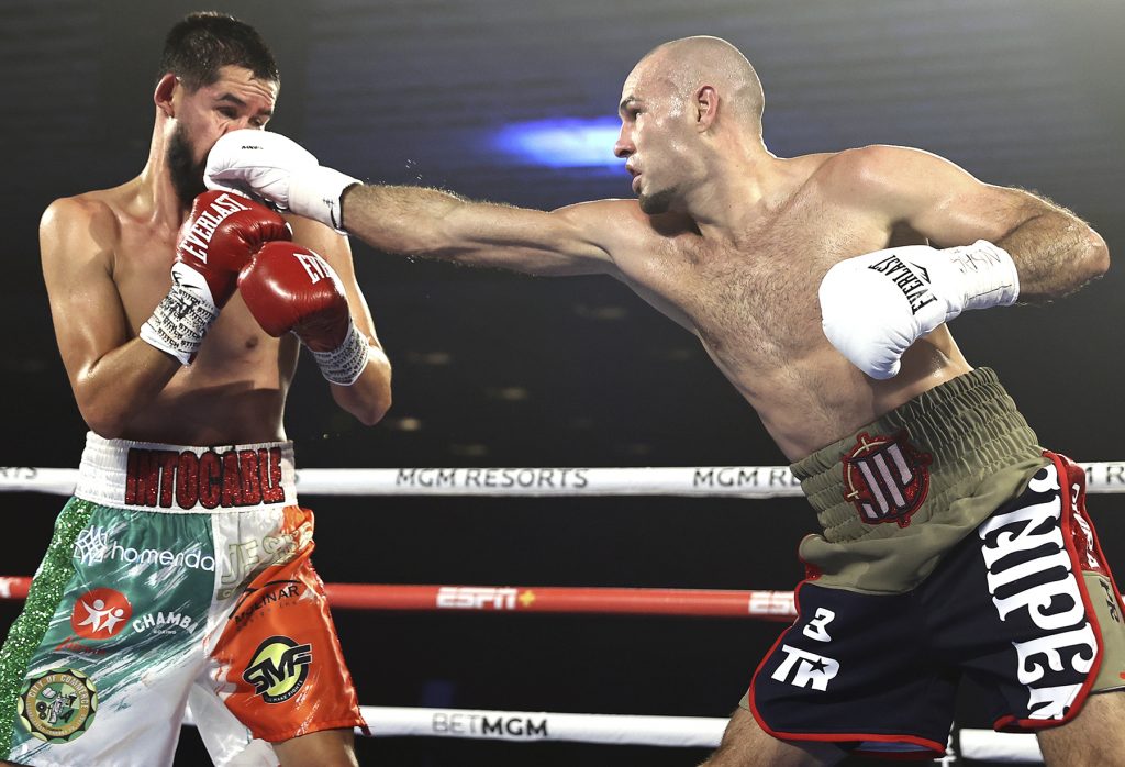 Javier Molina & José Pedraza (Mikey Williams Top Rank)