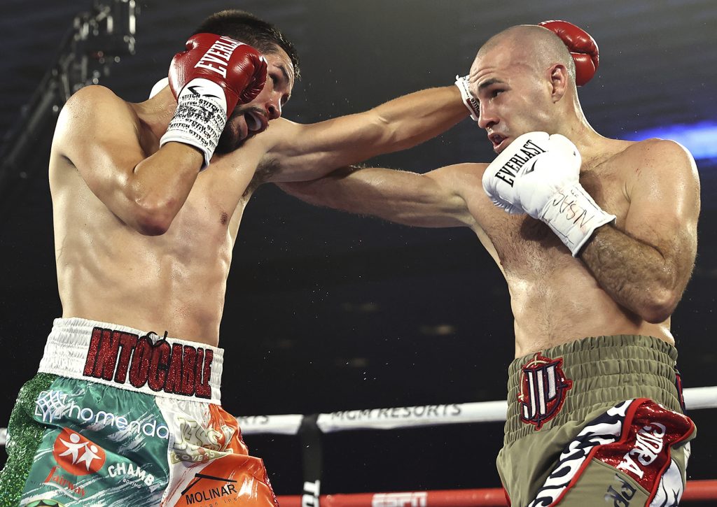 Javier Molina & José Pedraza (Mikey Williams Top Rank)