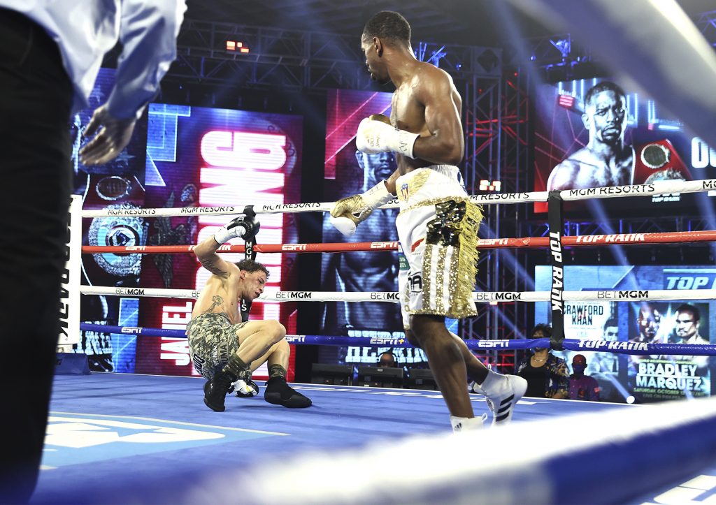 Jonathan Oquendo & Jamel Herring (Mikey Williams Top Rank)