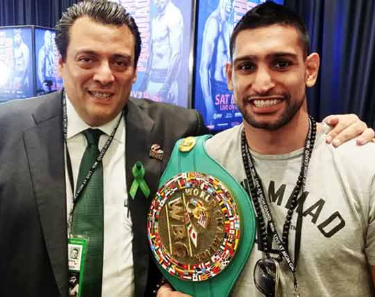 Mauricio Sulaimán & Amir Khan (WBC)