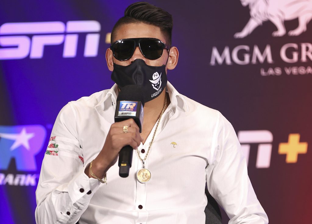 Emanuel Navarrete (Mikey Williams Top Rank)