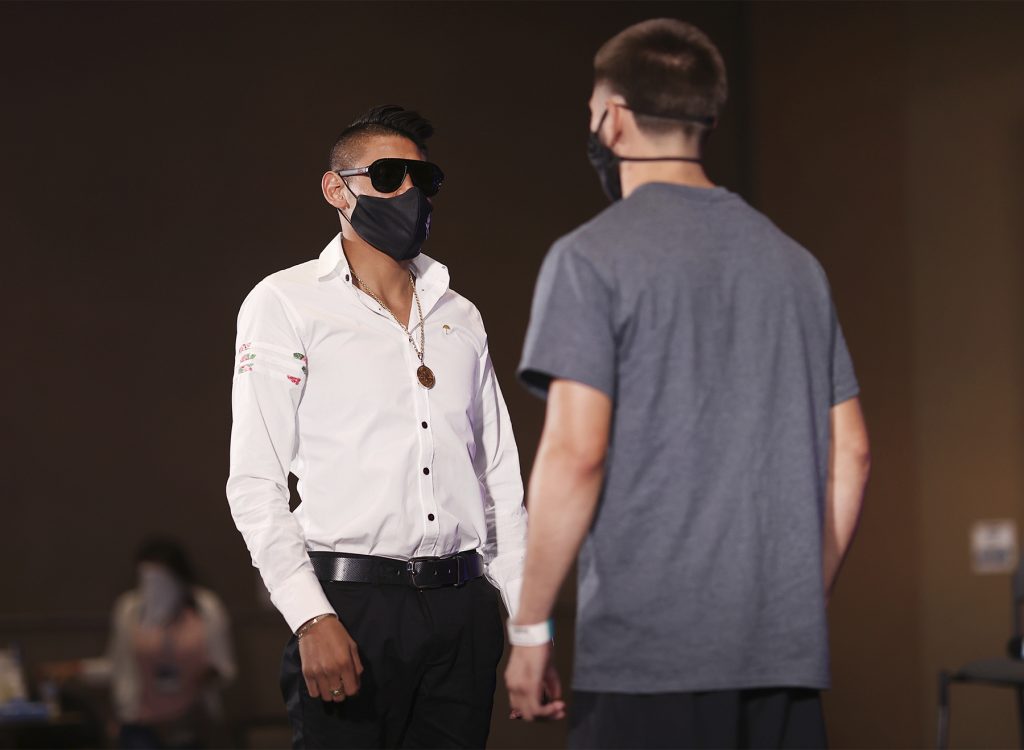 Emanuel Navarrete & Rubén Villa (Mikey Williams Top Rank)