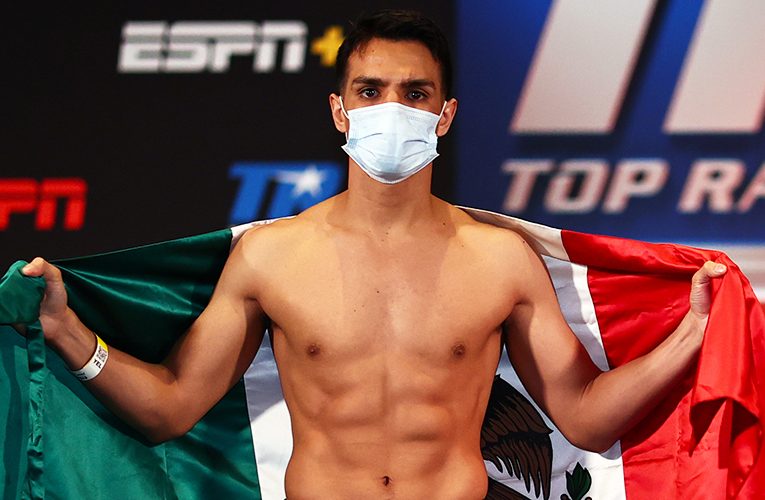 JOSÉ ZEPEDA MOTIVADO POR COMBATE ANTE IVÁN BARANCHYK