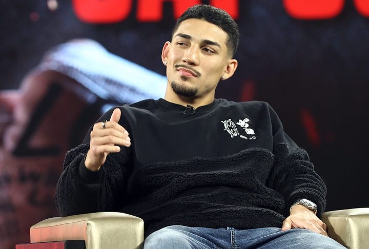 Teófimo López (Mikey Williams Top Rank)