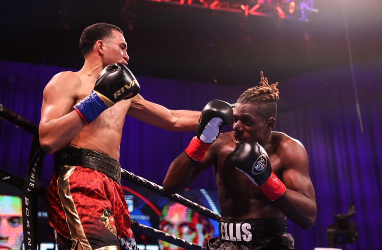 David Benavidez destruyó a Ronald Ellis; Ahora es retador obligatorio del Canelo