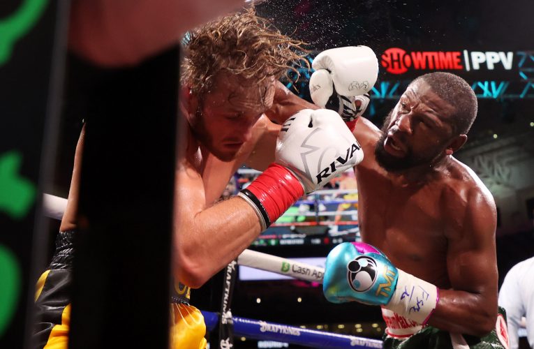 Floyd Mayweather “No me quieren ver, no lo hagan, pero siguen pagando”