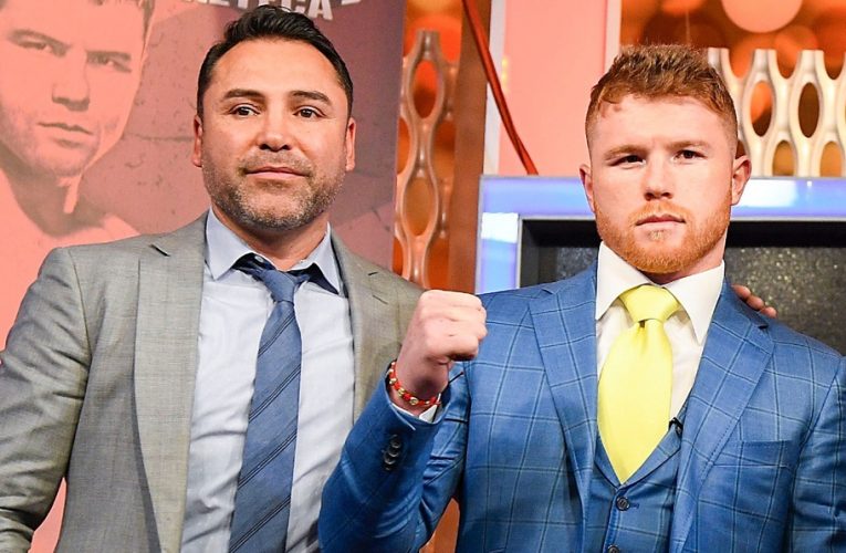 Oscar De La Hoya asegura que Canelo le teme a Jermall Charlo